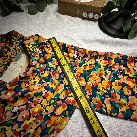 NWT BTFBM Floral Long Sleeve Blouse - Multicolor Large - Picture 11 of 13